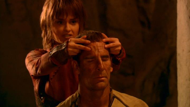 T'Pau tries to extract Surak's katra from Archer