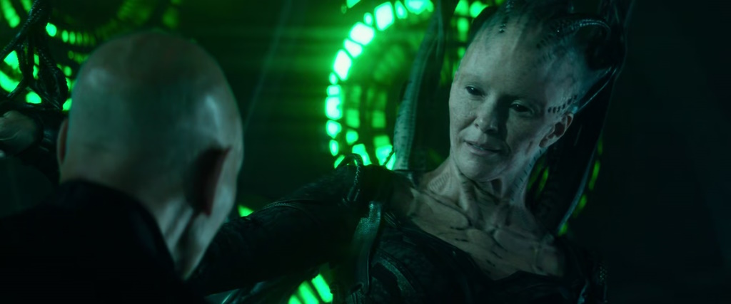 Picard makes a deal with the Borg Queen