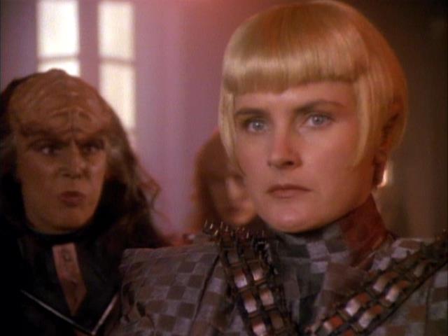 The Duras Sisters work with Commander Sela