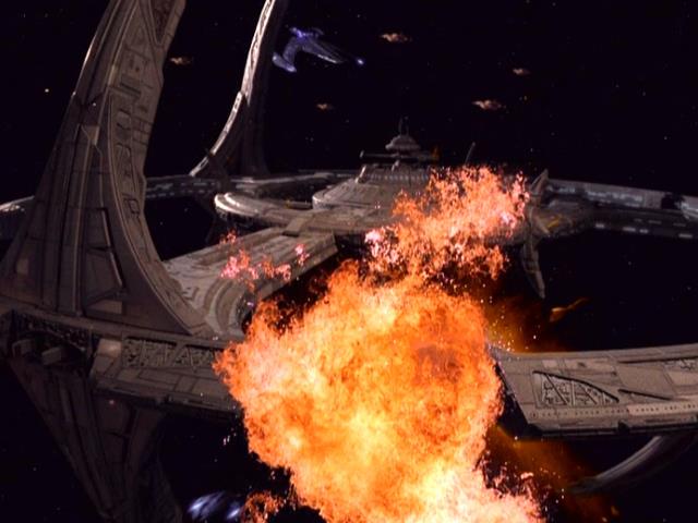 Dominion and Cardassian forces attack DS9