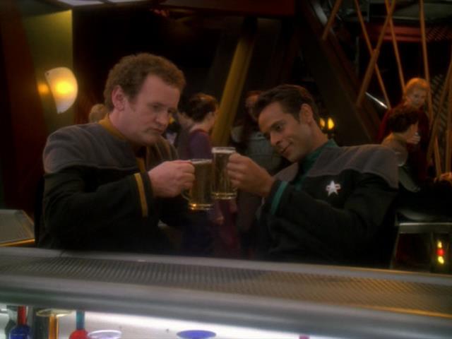 Bashir and O'Brien toast Worf's mission