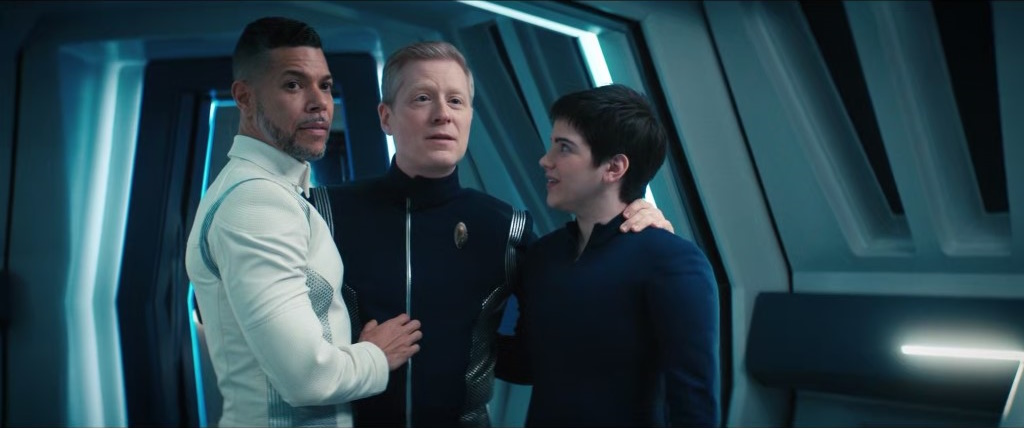 Stamets is reunited with Culber and Adira