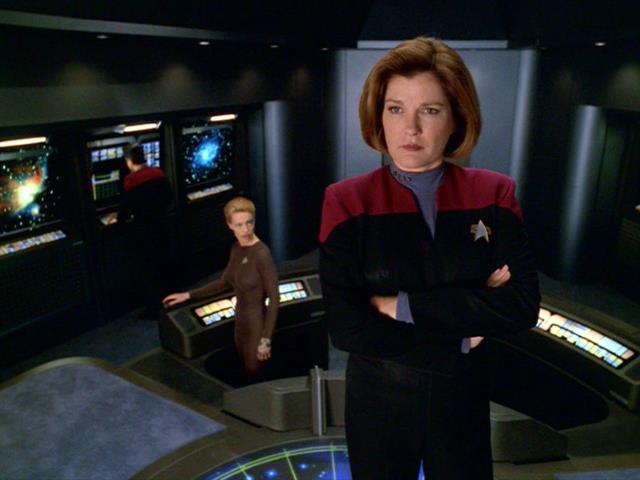 Janeway and Seven in Astrometrics